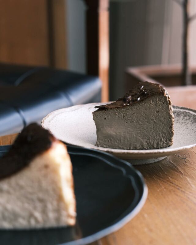 原味 / 焙茶 / 烏龍 巴斯克蛋糕

#hkcafe #咖啡 #coffeeshop #hkcake #hkfood #香港好去處 #香港美食  #mawan #teambuildinghk #公司聚會
#hkworkshop #hkevent #巴斯克乳酪蛋糕 #basquecheesecake